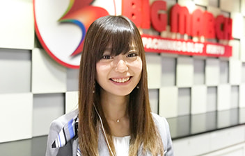 【アルバイト・パート】パチンコ店のホール・カウンターstaff