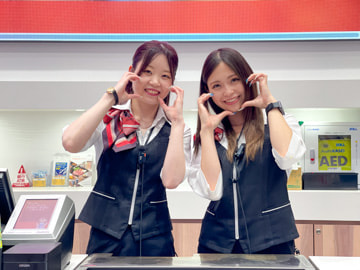 パチンコ店のホール・カウンターstaff